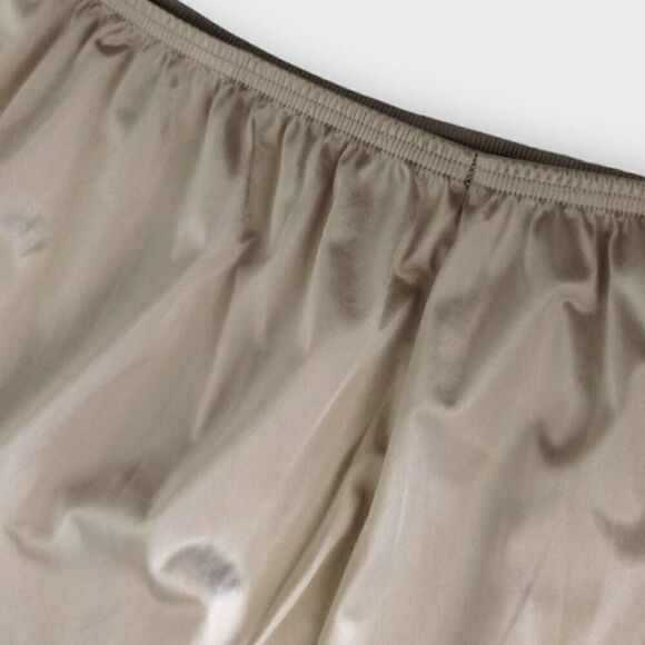Vtg Vanity Fair Womens Half Slip Sz Large Champagne Beige Nylon Pull On - Picture 4 of 10